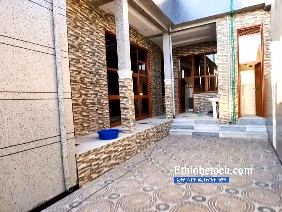 House for sale photo 2