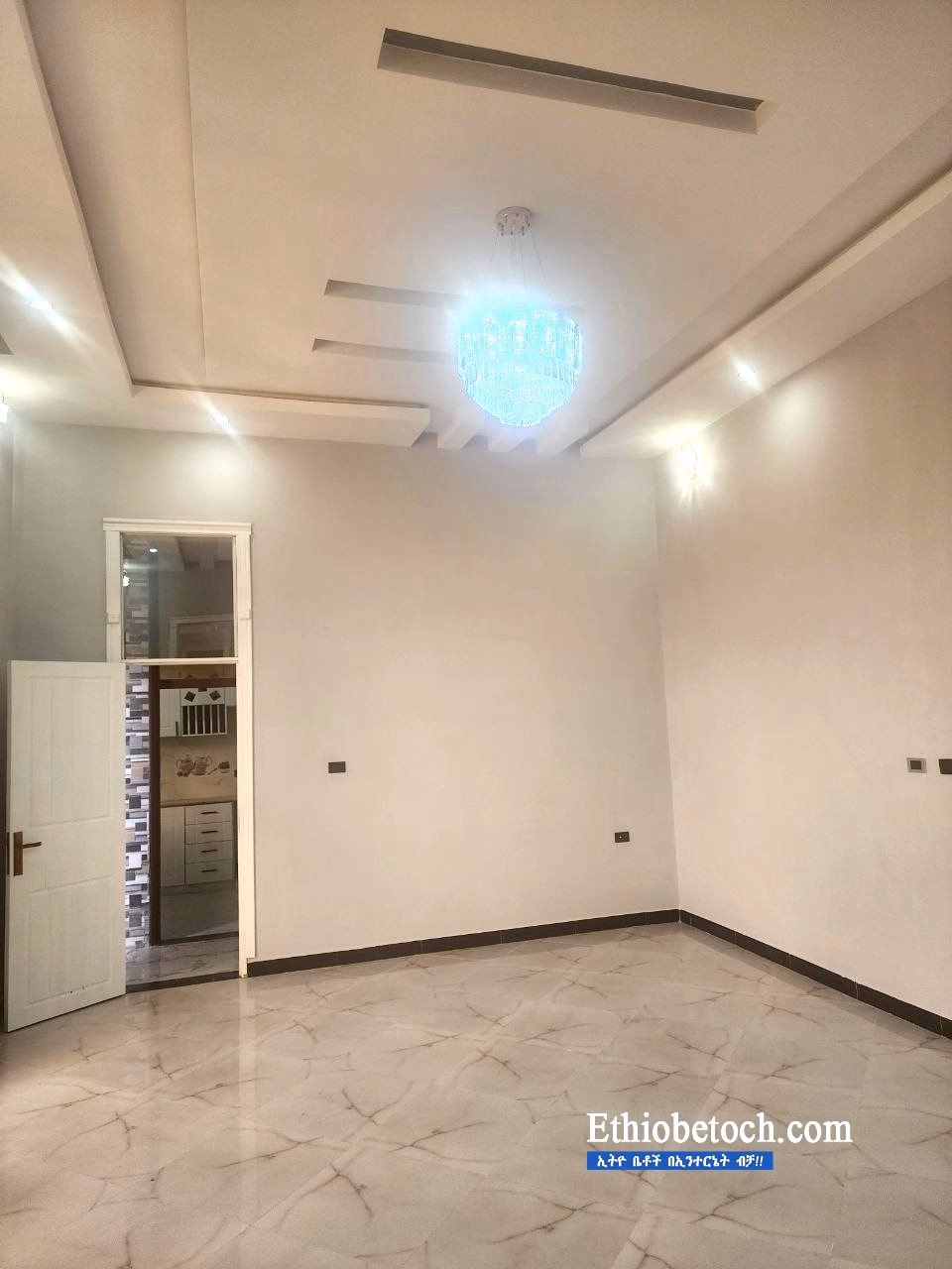 House for sale photo 4