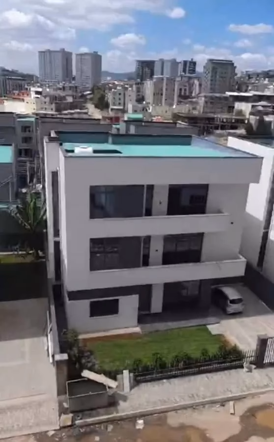 Modern G+2 House For Sale in Summit ,Addis Ababa Ethiopia photo 1