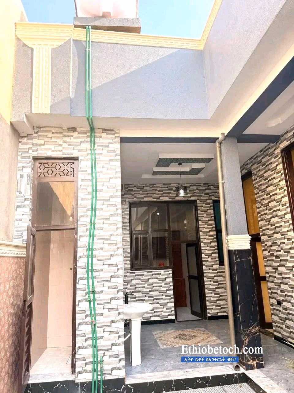 House for sale photo 1