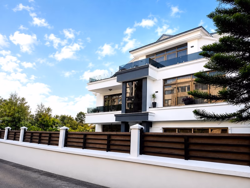 Modern B+G+2 house for sale