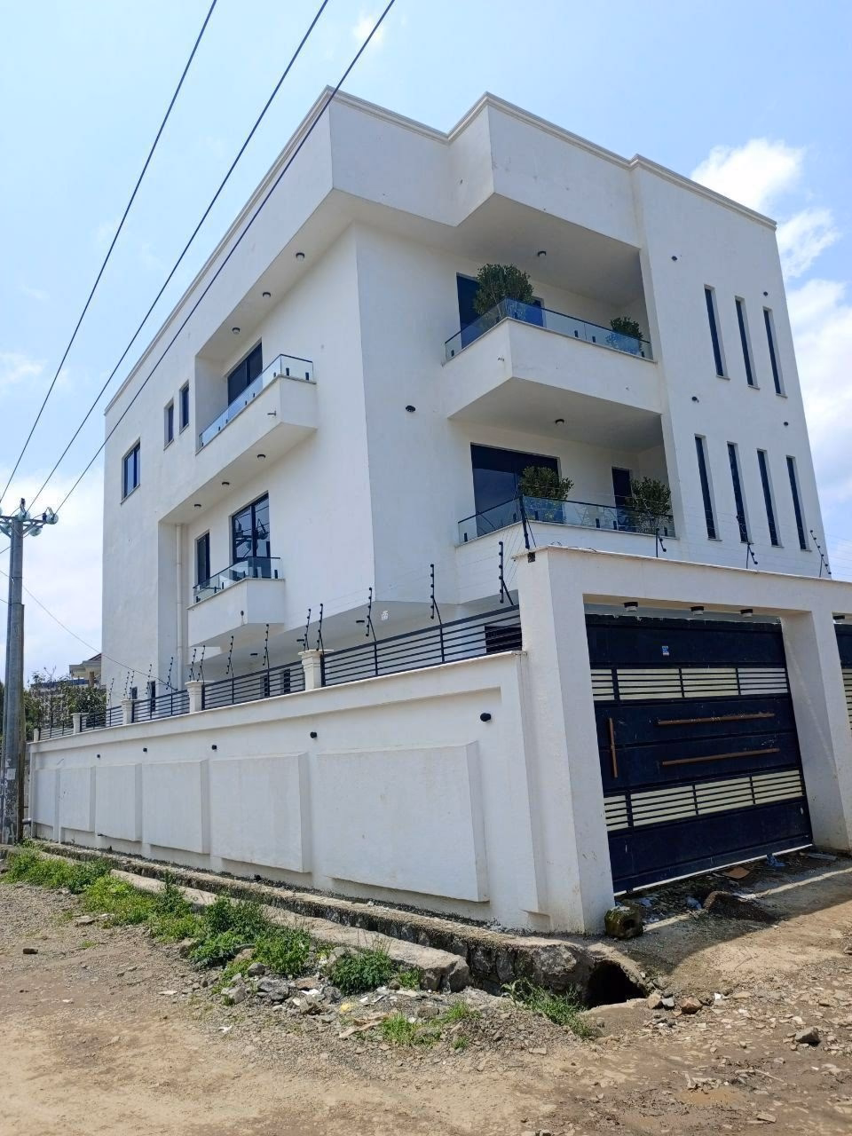 Six Bedroom House for Sale in Bole Bulbula, Addis Ababa, Ethiopia photo 1